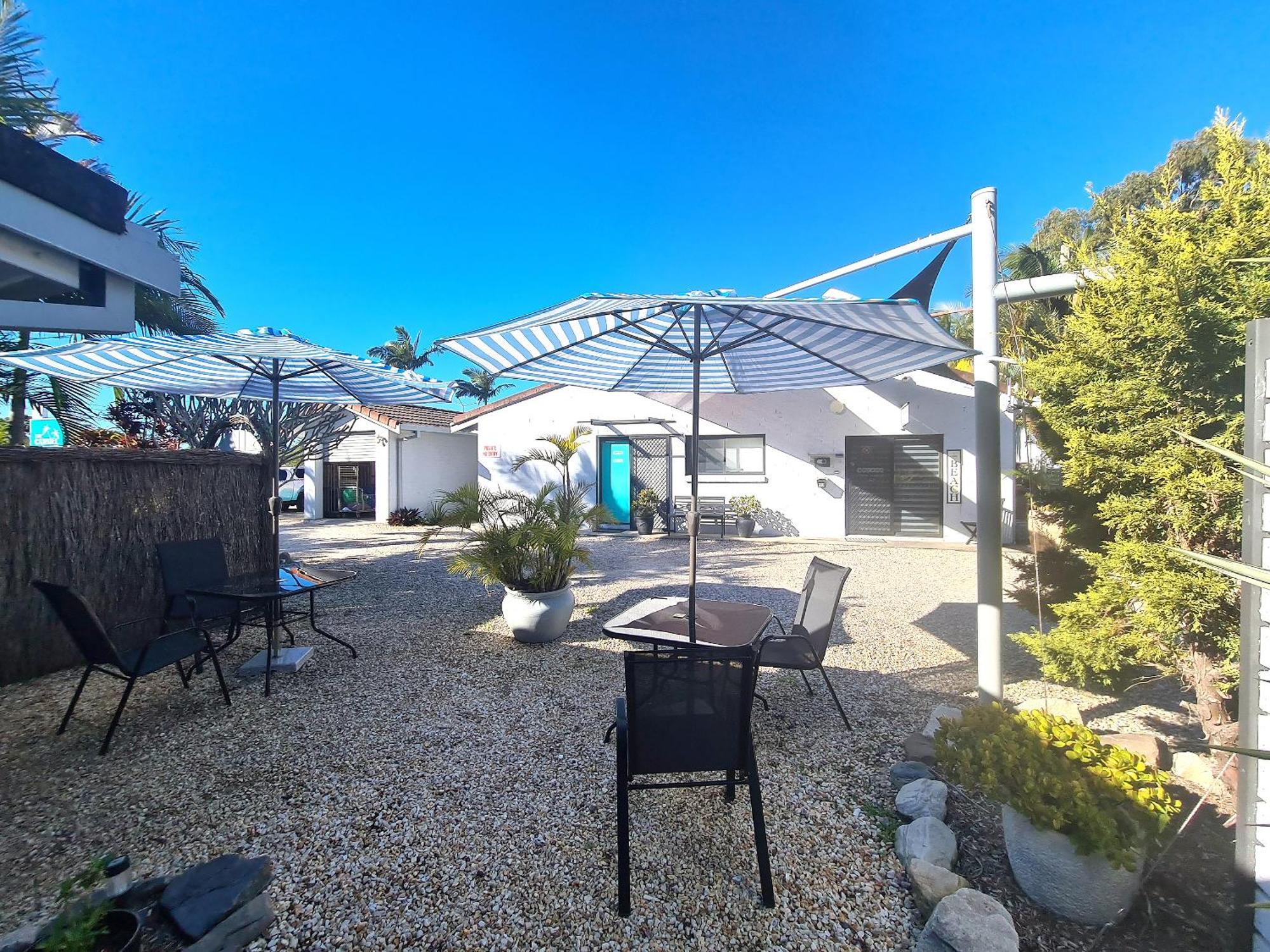 The Carmel Yamba Motel Bagian luar foto